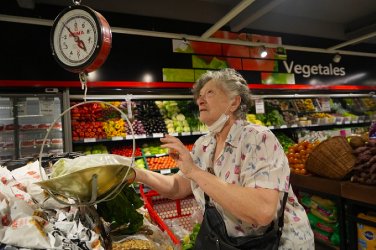Advierten que los precios de los alimentos subieron hasta 70% en los últimos tres meses
