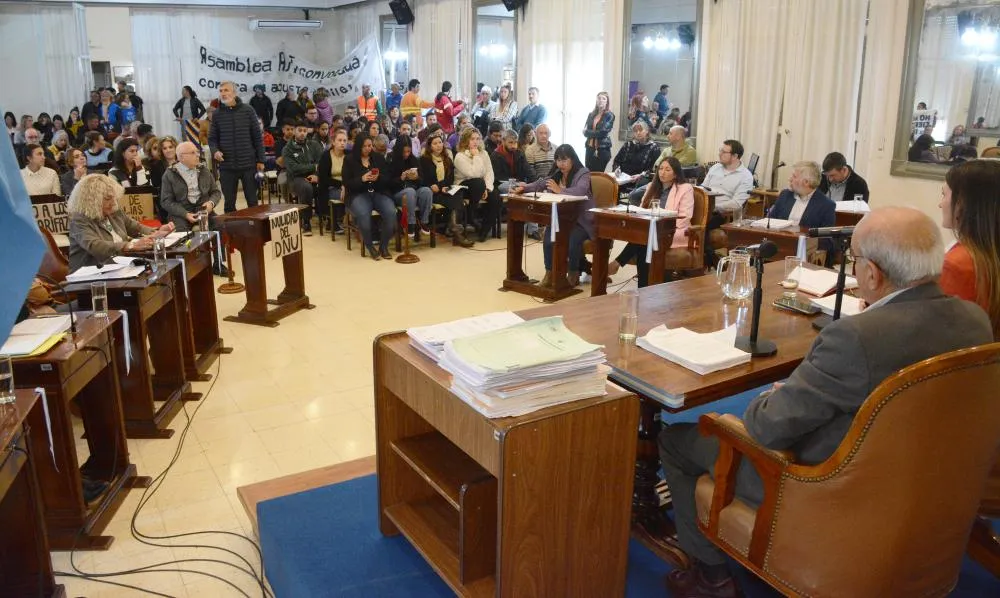 Santa Rosa: La Asamblea de Autoconvocados se presentó en el Concejo Deliberante para exponer la grave situación social