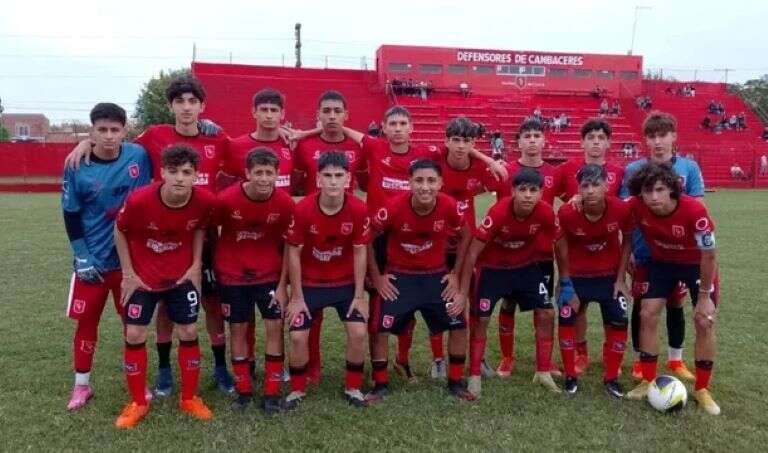 Fútbol: Murió un juvenil de Cambaceres de 16 años tras descompensarse en un partido