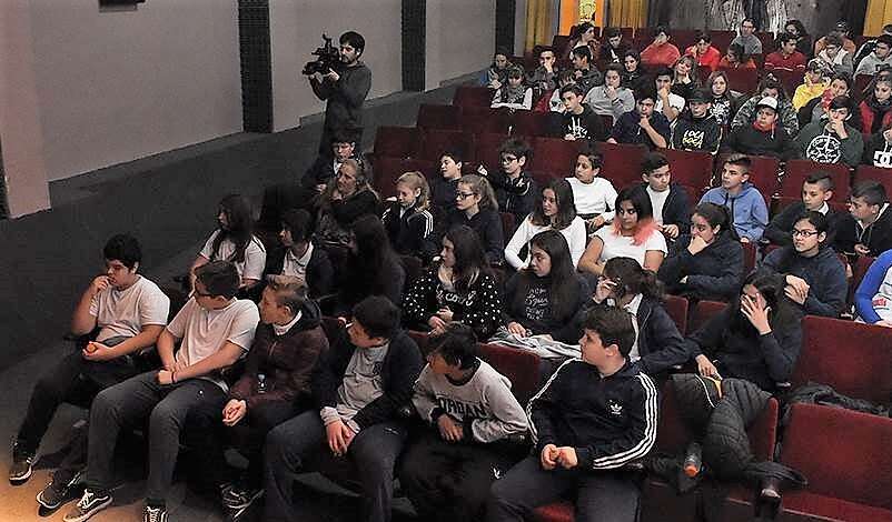 Santa Rosa: El Municipio retoma el programa “Las escuelas van al cine”