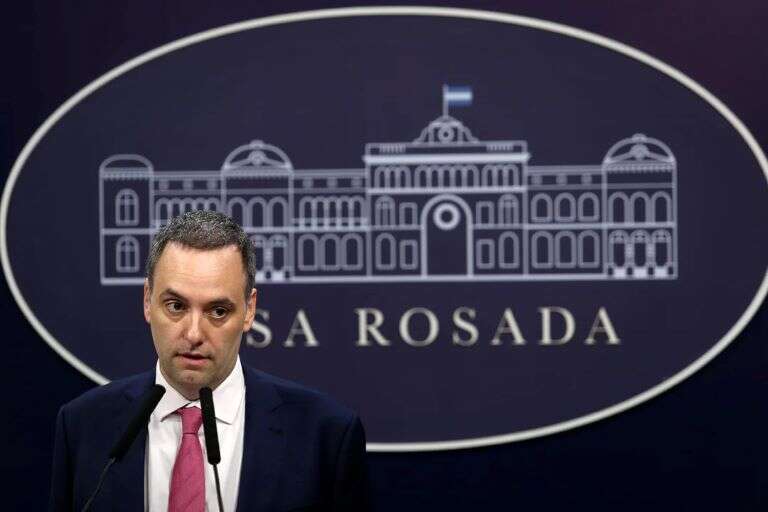 El Gobierno denunció irregularidades en programas dentro de la Secretaría de Salud e investiga una serie de compras