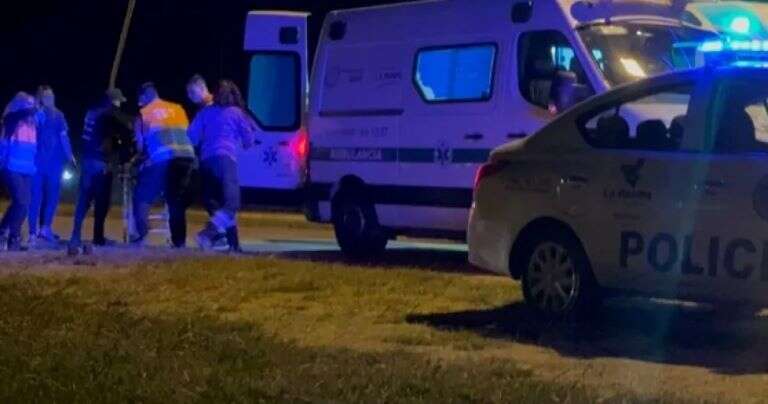 Los dos menores que se tiraron de un camión en Pico están en terapia intensiva en Santa Rosa