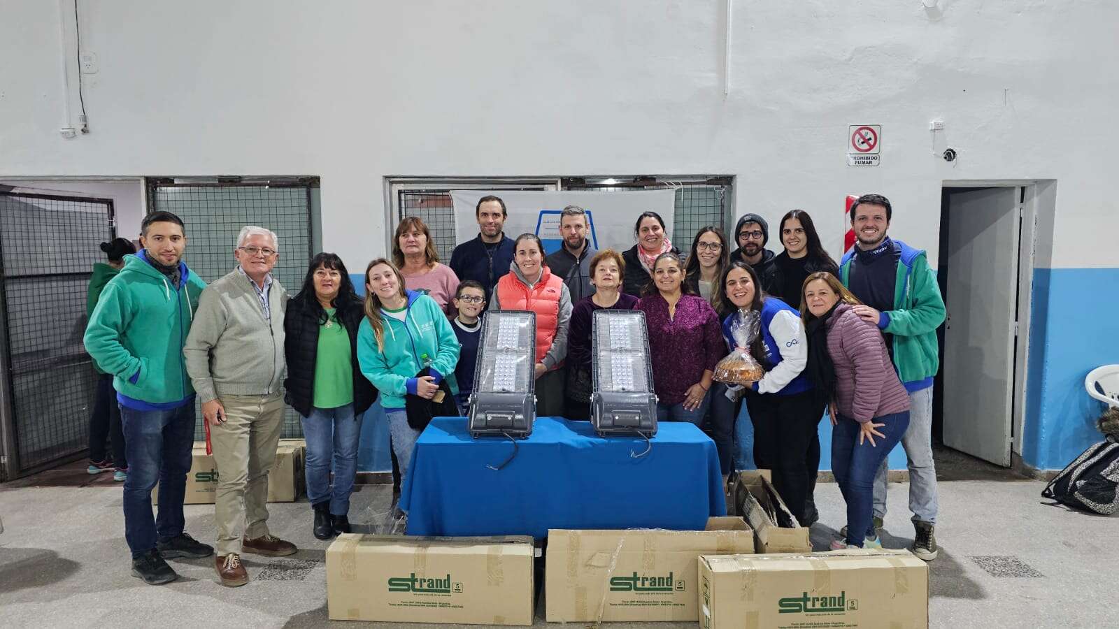 Catriló: Entregaron luminarias LED para los clubes