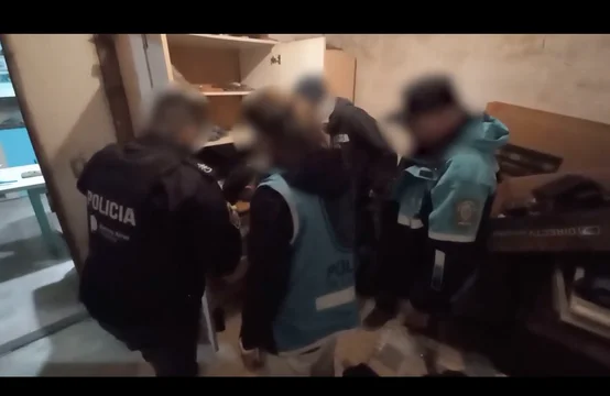 Intendente Alvear: Realizaron allanamientos y desarticularon una red internacional de pedofilia y tráfico de pornografía infantil