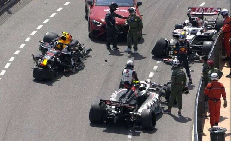 Automovilismo: Checo Pérez sufrió un impactante choque en el GP de Mónaco de F1