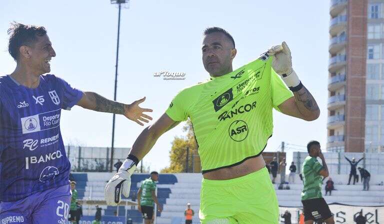 Fútbol: Ferro de Pico perdió sobre el final en Río Cuarto luego de un penal que el árbitro le regaló a Atenas en el Federal “A”