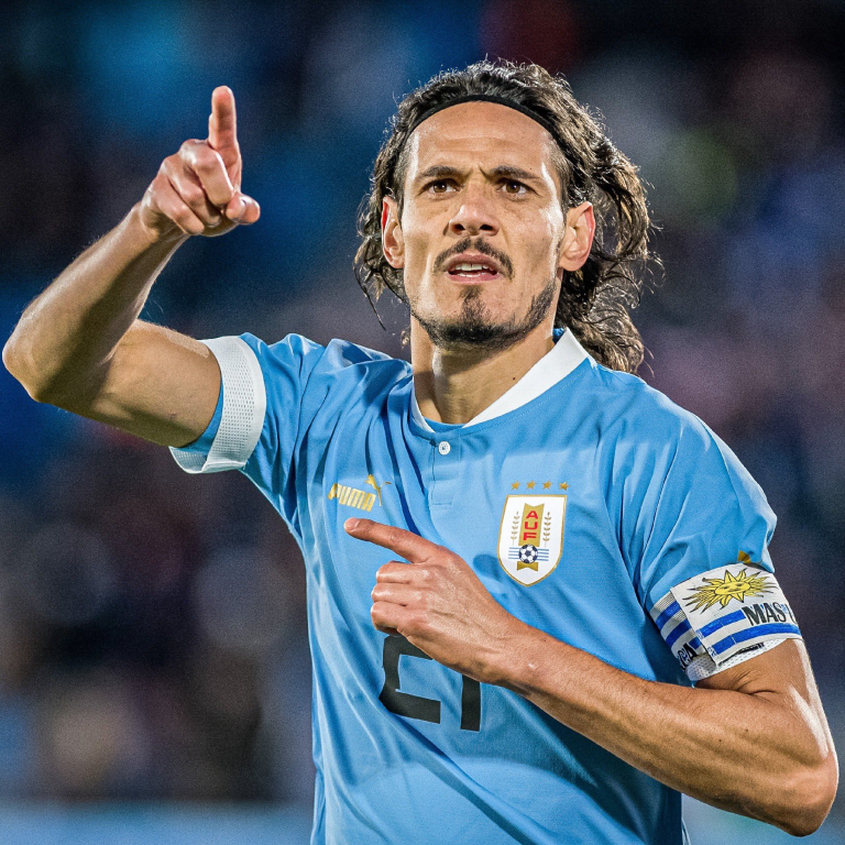 Fútbol: Cavani se retiró de la Selección de Uruguay