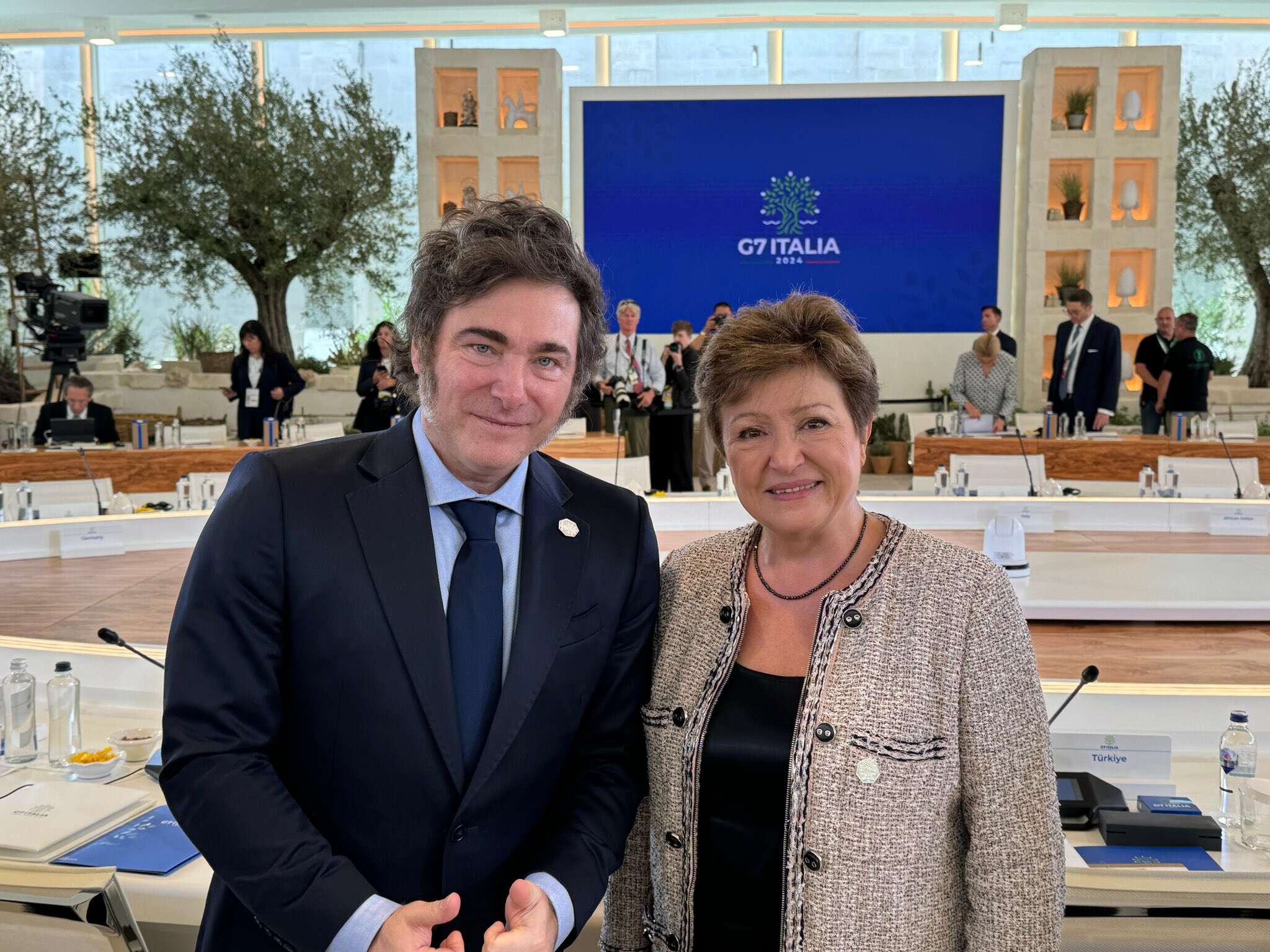 Javier Milei negó que el FMI le pidiera una nueva devaluación: “El problema no se arregla así”