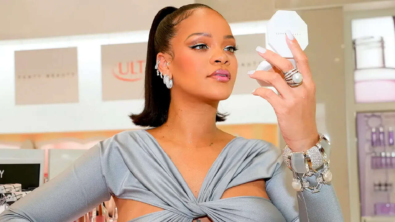 Cómo hizo su fortuna Rihanna, la cantante que se convirtió en multimillonaria con negocios alejados de la música