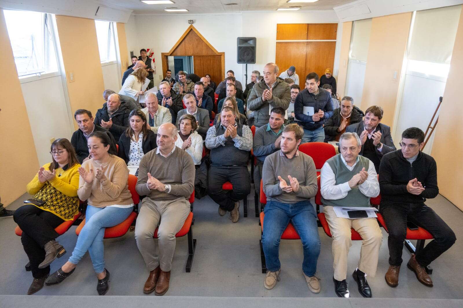 Firmaron convenios con 35 municipios para “Soluciones Habitacionales”