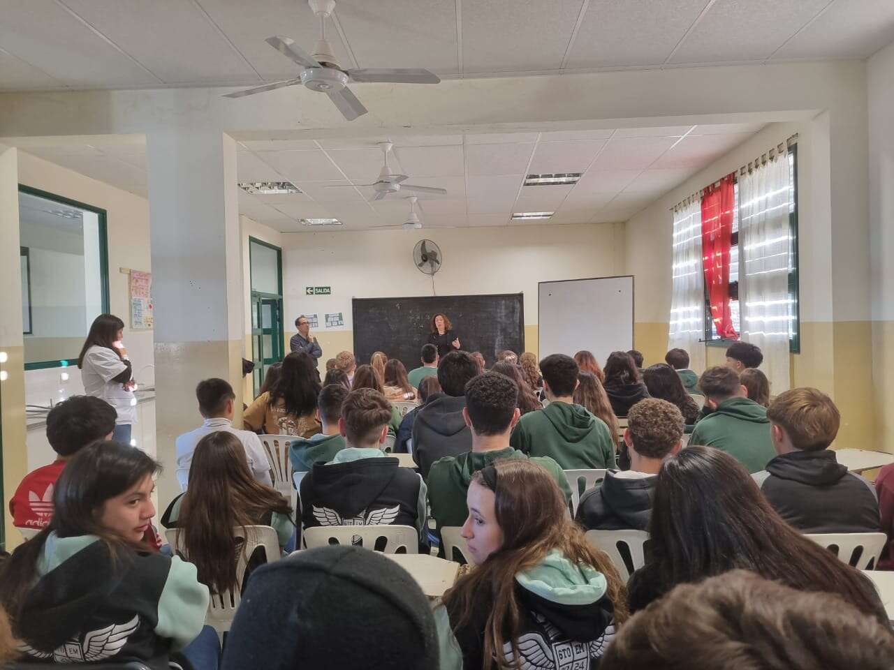 Titulares de Juzgados Laborales de General Pico brindaron una charla en el colegio Santa Teresita de Embajador Martini