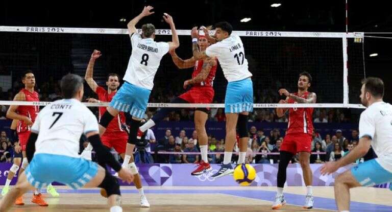 Juegos Olímpicos 2024: La Selección argentina de voley cayó en el debut ante un impiadoso Estados Unidos