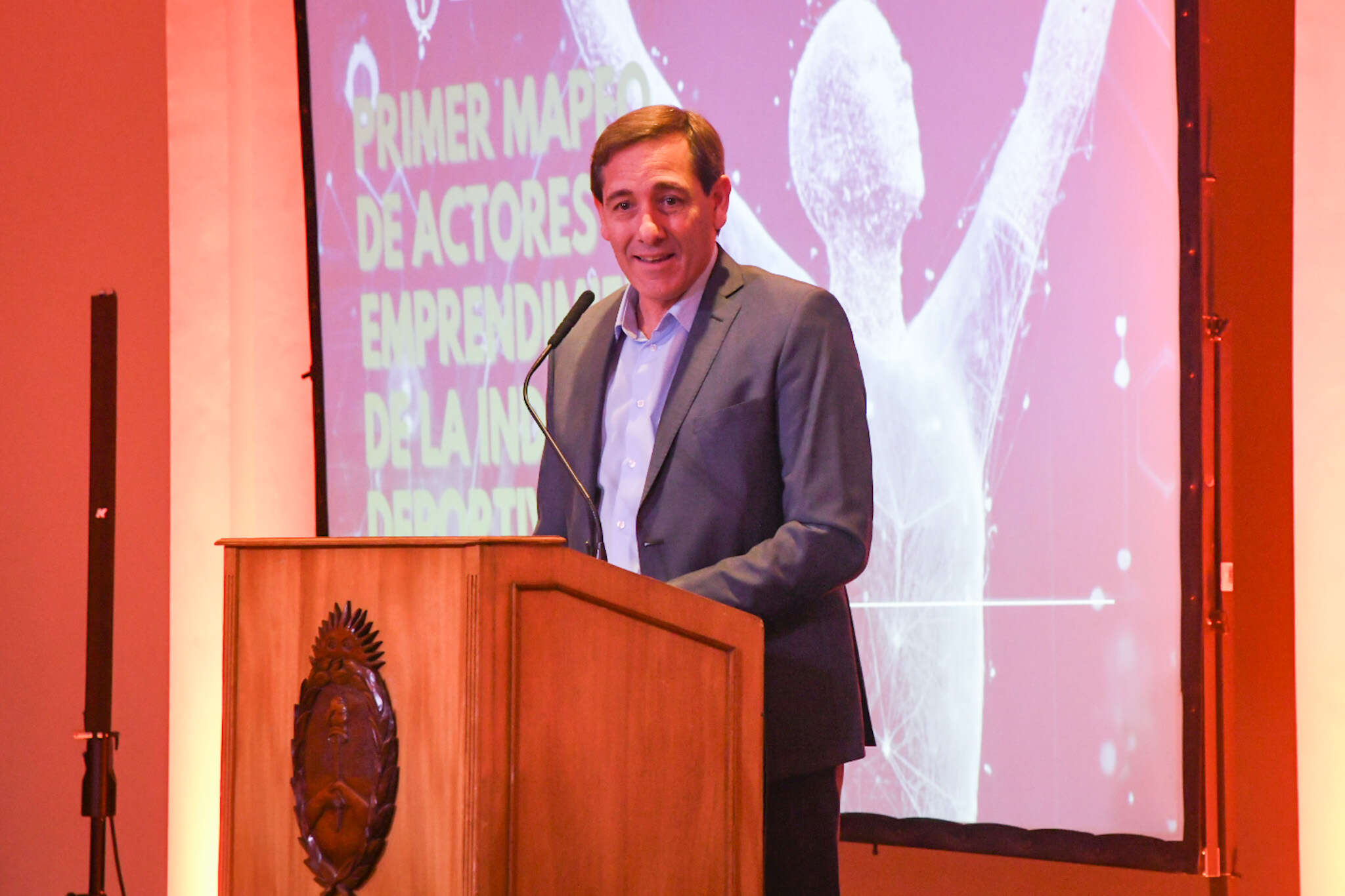 Milei echó a Julio Garro de la Subsecretaría de Deportes tras la polémica con la Selección Argentina