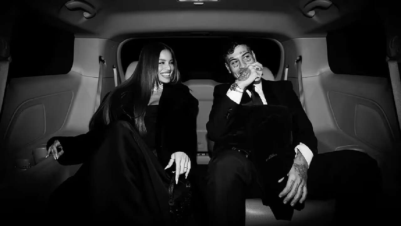 Duki y Emilia Mernes fueron furor con sus looks para el casamiento de Oriana Sabatini y Paulo Dybala: “Sr. y Sra. Smith”