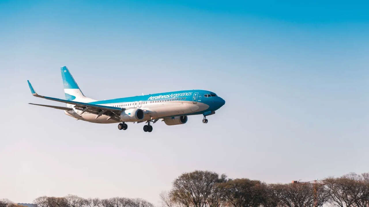 Aerolíneas ArgentinasÂ abrió un nuevo plan de retiros voluntarios para llevarla a los estándares de la industria