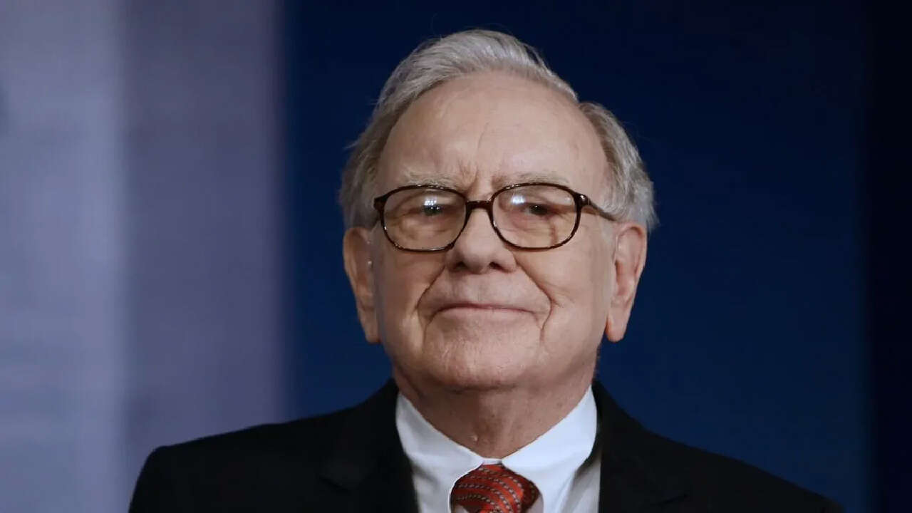 Â¿Por qué Warren Buffet vendió el 50% de Apple?