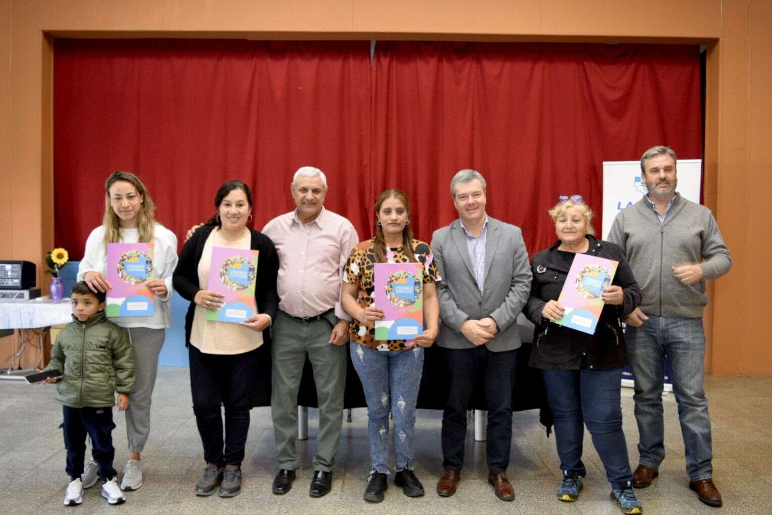 Caleufú: Entregaron créditos de Economía Social