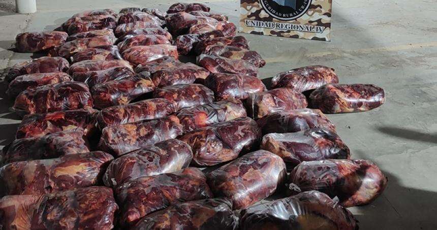 Decomisaron 758 kilos de carne clandestina