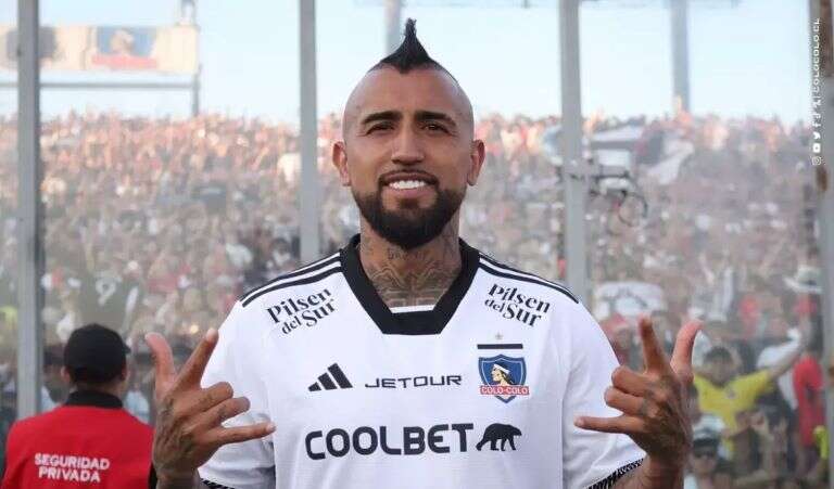 Fútbol: La disculpa de Vidal luego de la tensión entre Colo Colo y River Plate