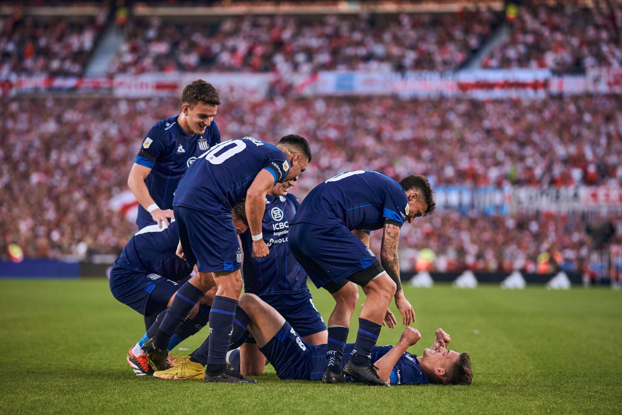 Fútbol: Talleres venció a River por la mínima y le quitó el invicto a Gallardo