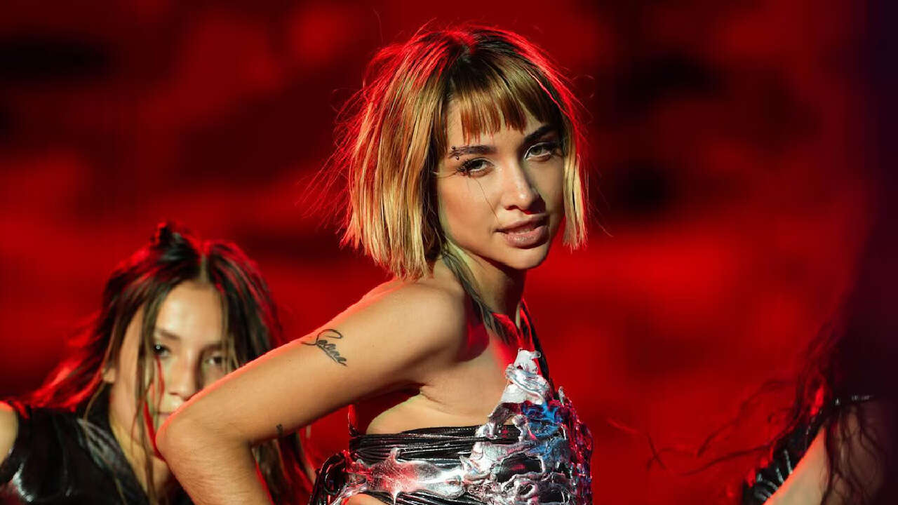 El mal momento de María Becerra en Bolivia: tras dar un show tuvo que ser asistida con oxígeno