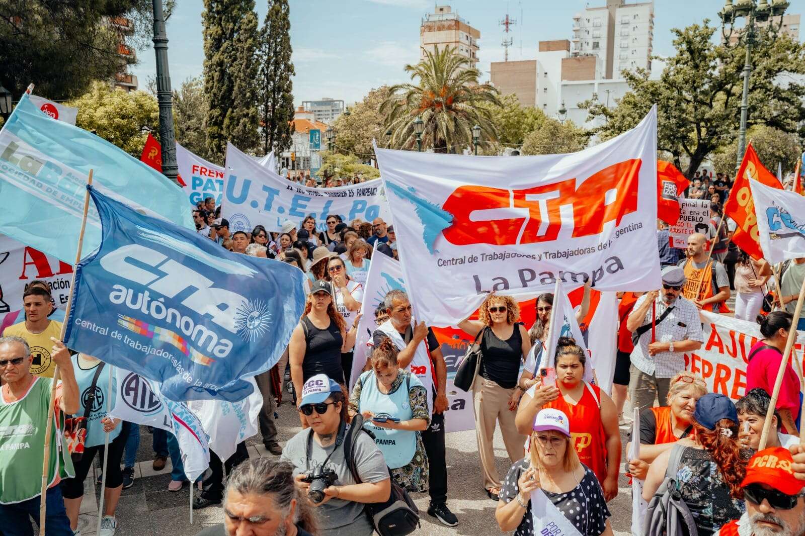 Las CTA adhieren al paro nacional en el transporte para este miércoles 30