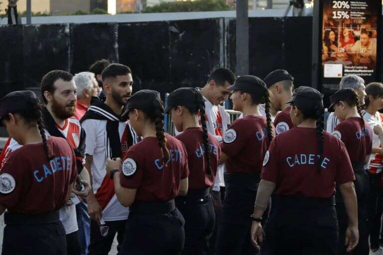 CABA: Detuvieron a 12 personas y capturaron a un prófugo durante el partido entre River y Atlético Mineiro