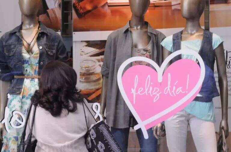 Las ventas minoristas por el Día de la Madre cayeron por tercer año consecutivo