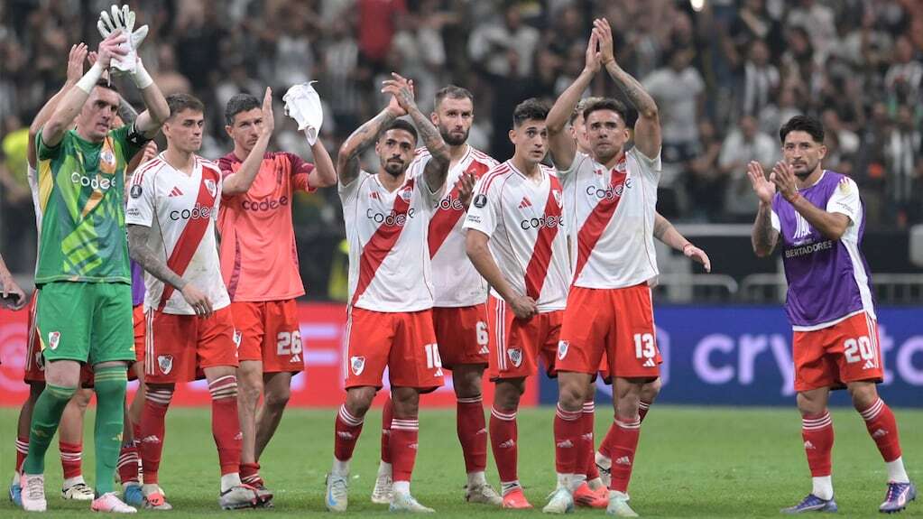 Fútbol: River va por la hazaña ante Mineiro