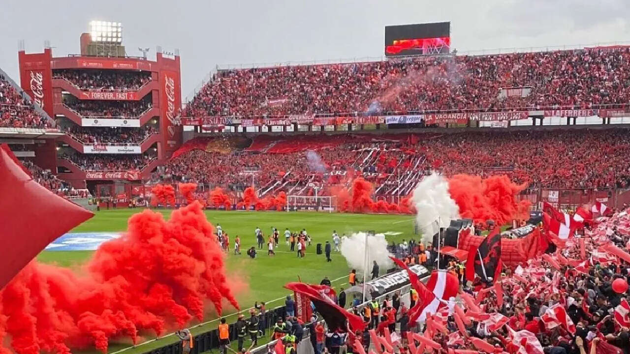 Salió campeón con Independiente, jugó en Europa y ahora vende hamburguesas