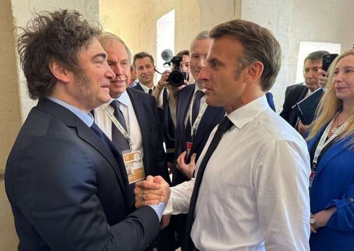 Javier Milei recibe a Emmanuel Macron luego de su viaje por Estados Unidos