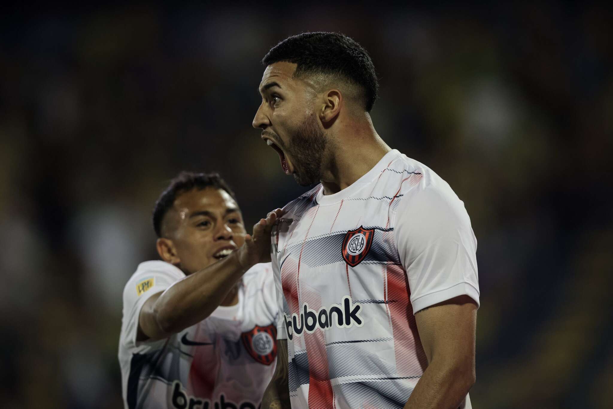 Fútbol: San Lorenzo consiguió un triunfazo ante  Central en Rosario
