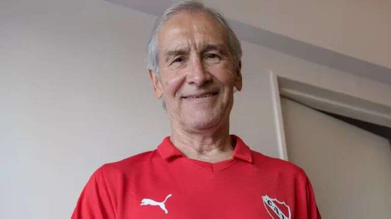 Fútbol de luto: Murió Hugo Villaverde, gloria del Independiente, a los 70 años