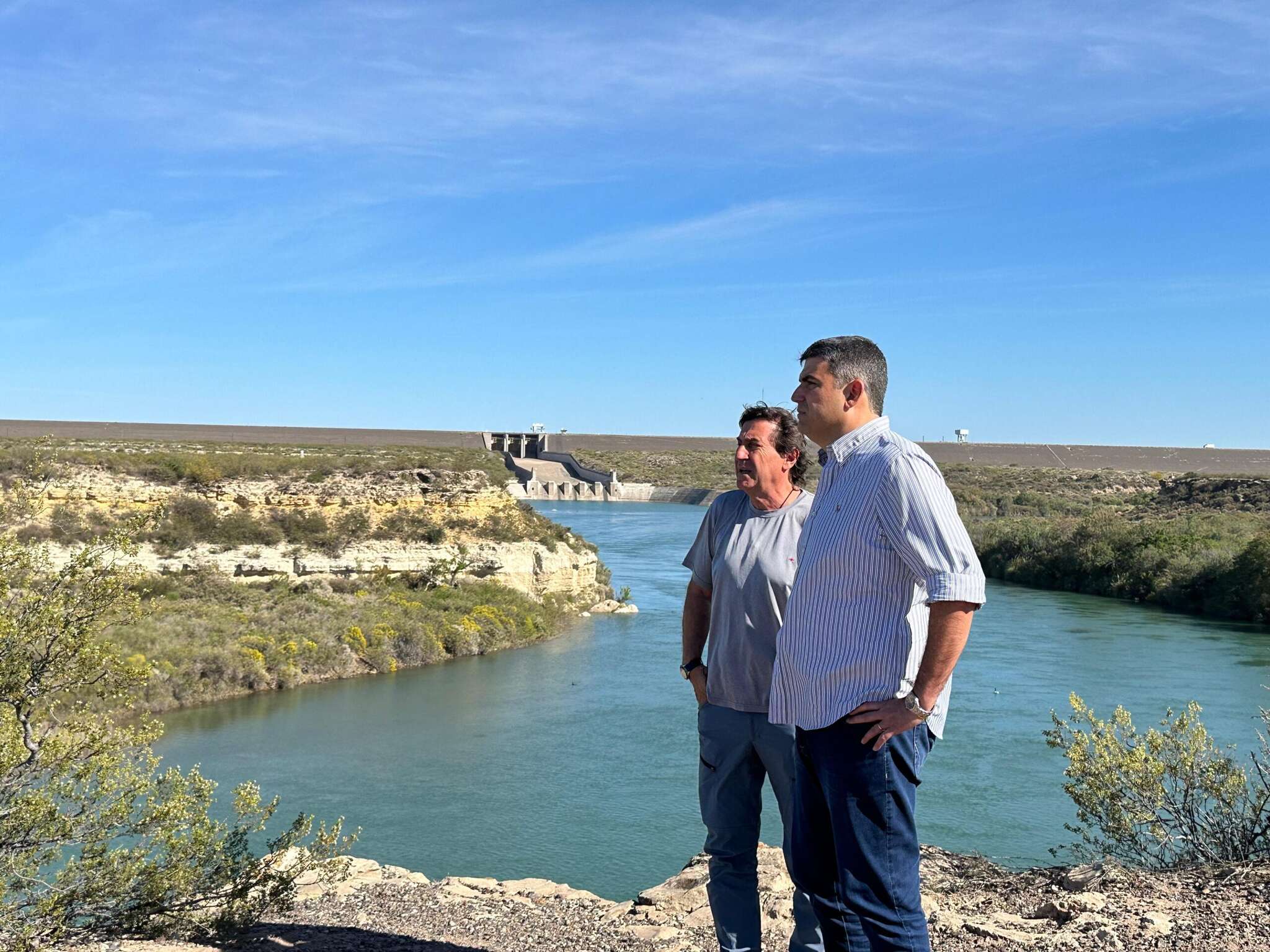 Bensusán recorre localidades pampeanas a la vera del Río Colorado