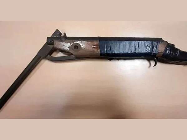 Demoraron a un menor en Realicó que portaba un arma de fabricación casera