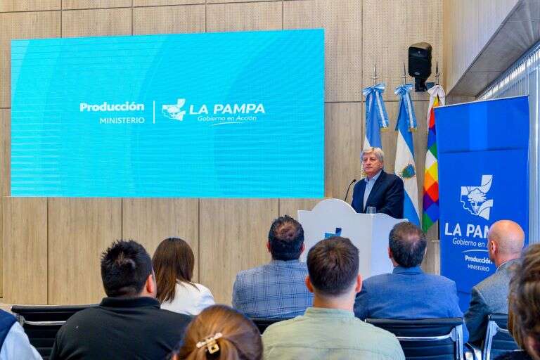 El gobernador Ziliotto presentó a empresarios pampeanos el Plan Integral para el desarrollo de la Industria Metalúrgica