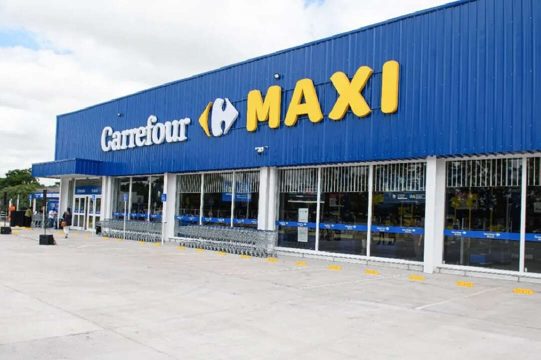 Carrefour inauguró cuatro nuevas sucursales en 24 hs y llegó a las 35 aperturas en 2024