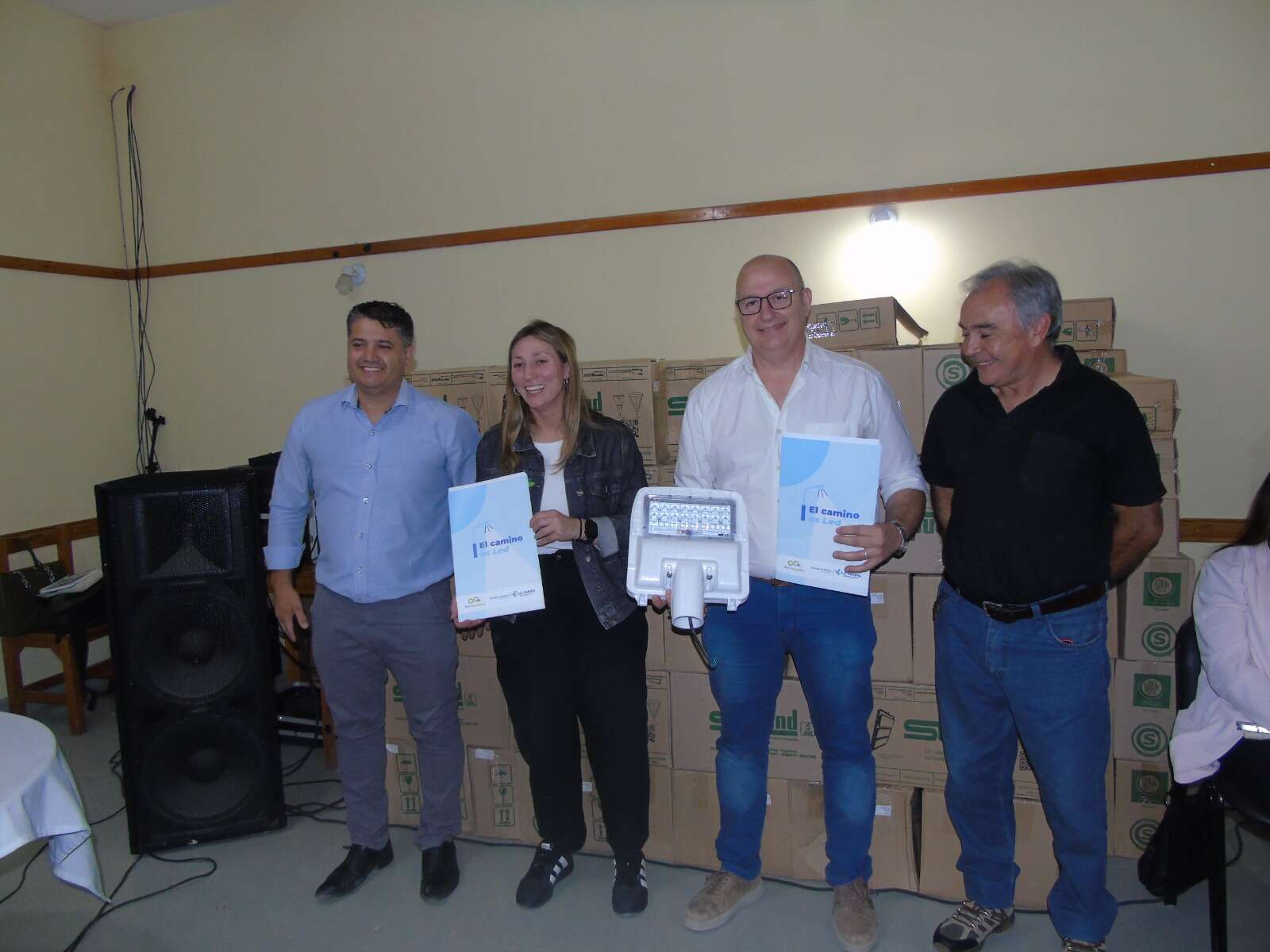 La Adela se suma a las localidades con el 100% de alumbrado LED público