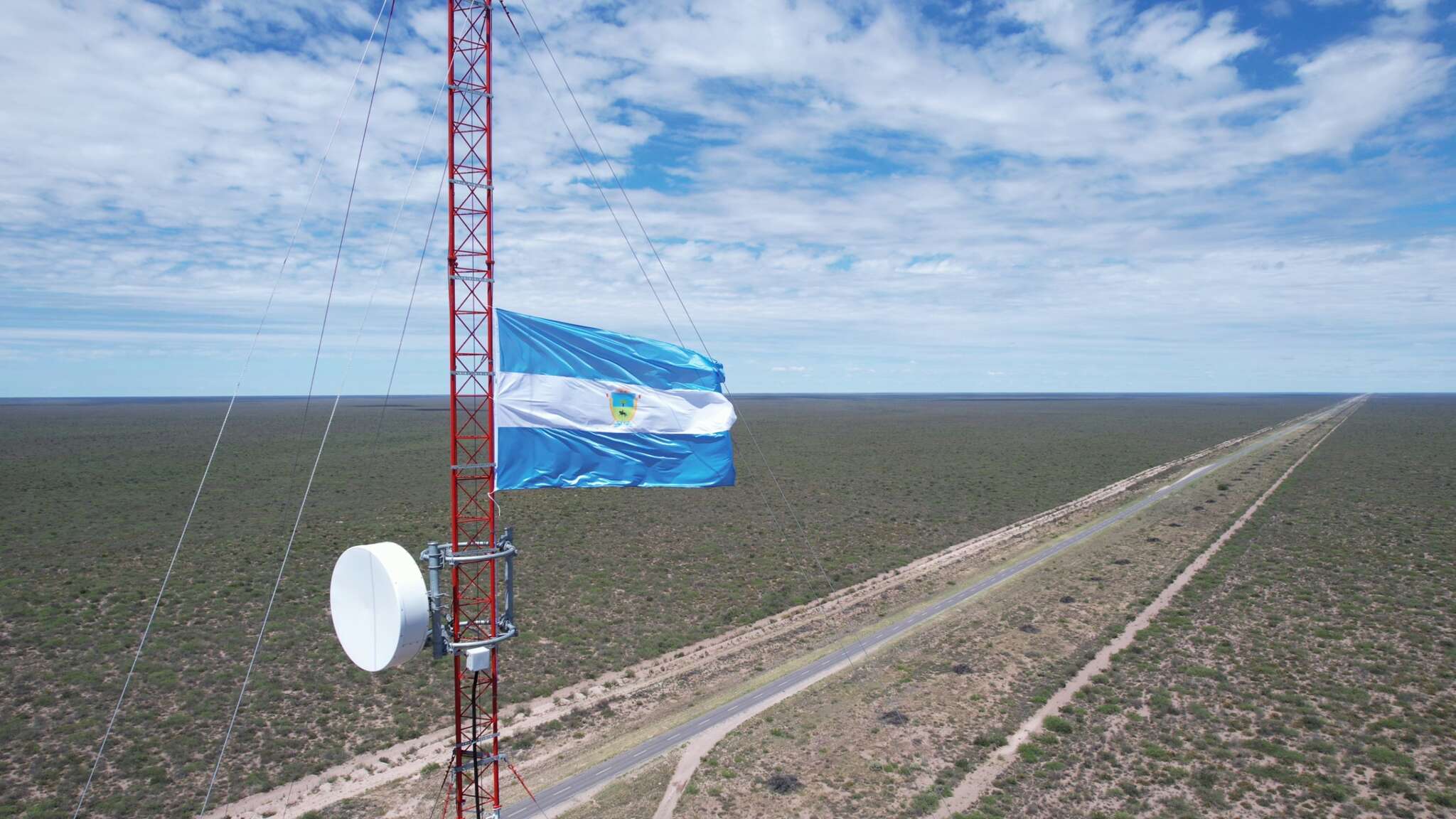 EMPATEL: Más de 7.300 hogares con fibra óptica y obras proyectadas para 430 kilómetros más de red provincial