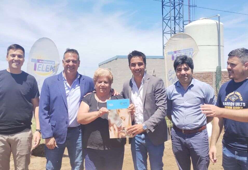 Telén: Firmaron convenio para optimizar la provisión de agua potable