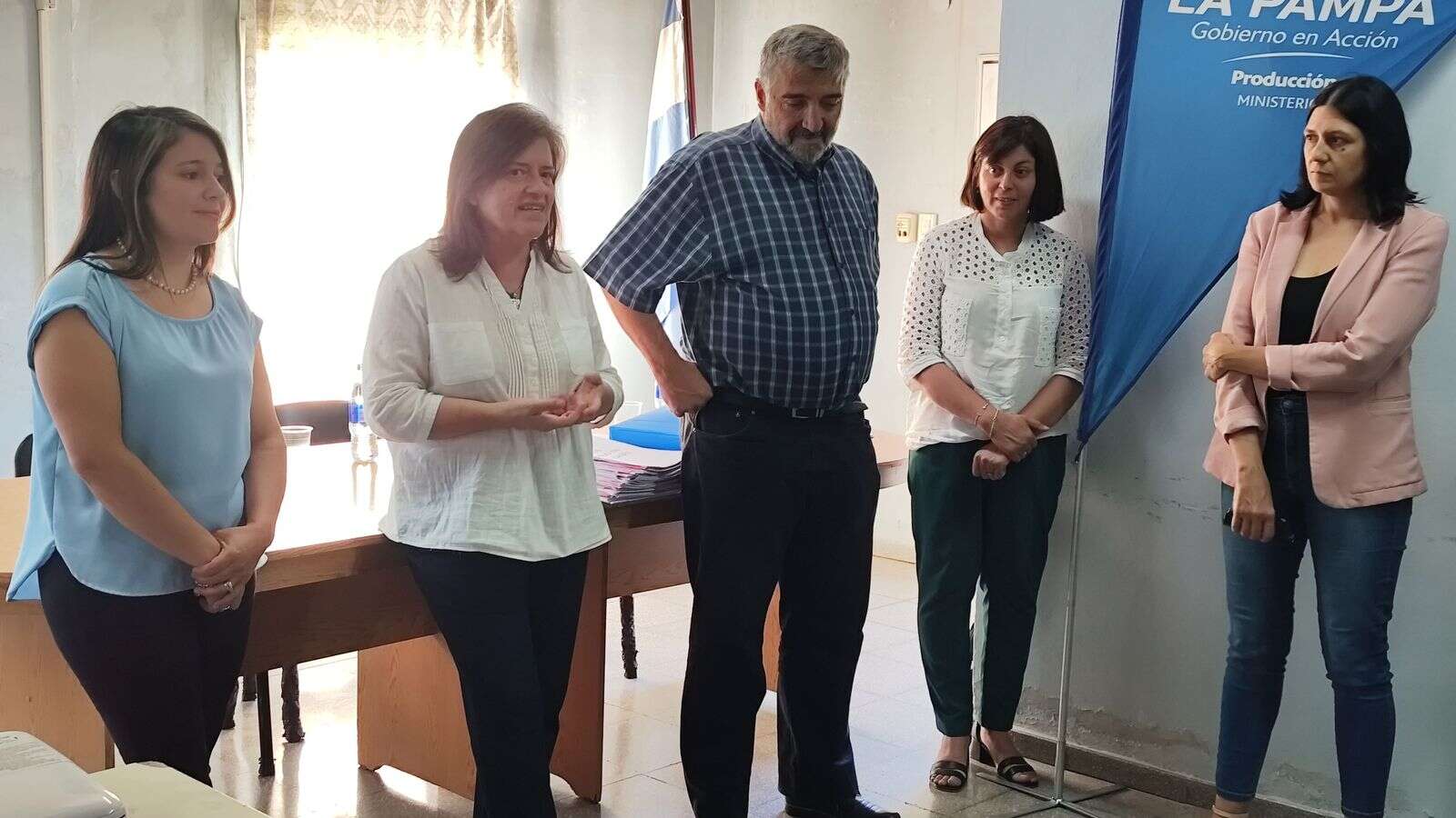 Fueron entregados más de 20 créditos para productores oesteños