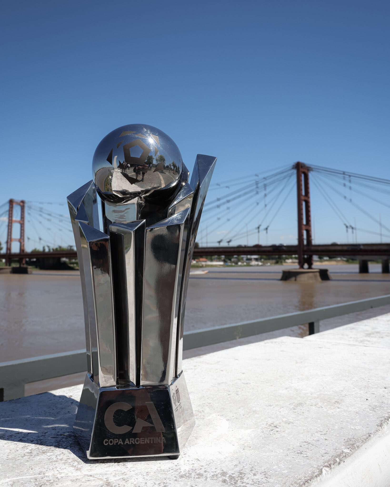 Fútbol: Vélez y Central Córdoba se enfrentan en la final de la Copa Argentina