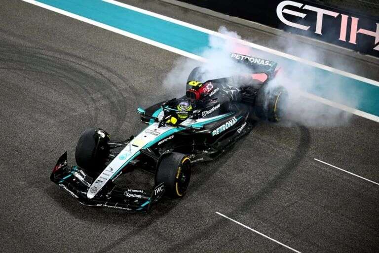 Automovilismo: Hamilton puso fin a su era en Mercedes en el ciclo mas exitoso de un piloto en una escudería