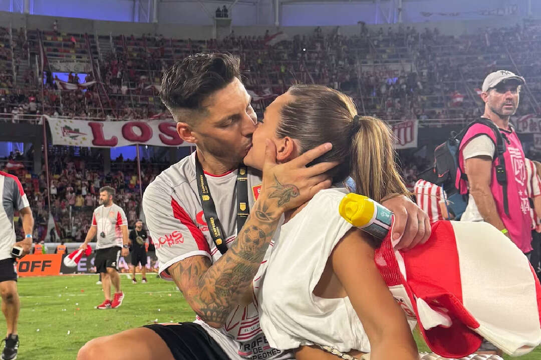La Navidad romántica de Cami Homs y José Sosa: cena en familia y un baile sensual