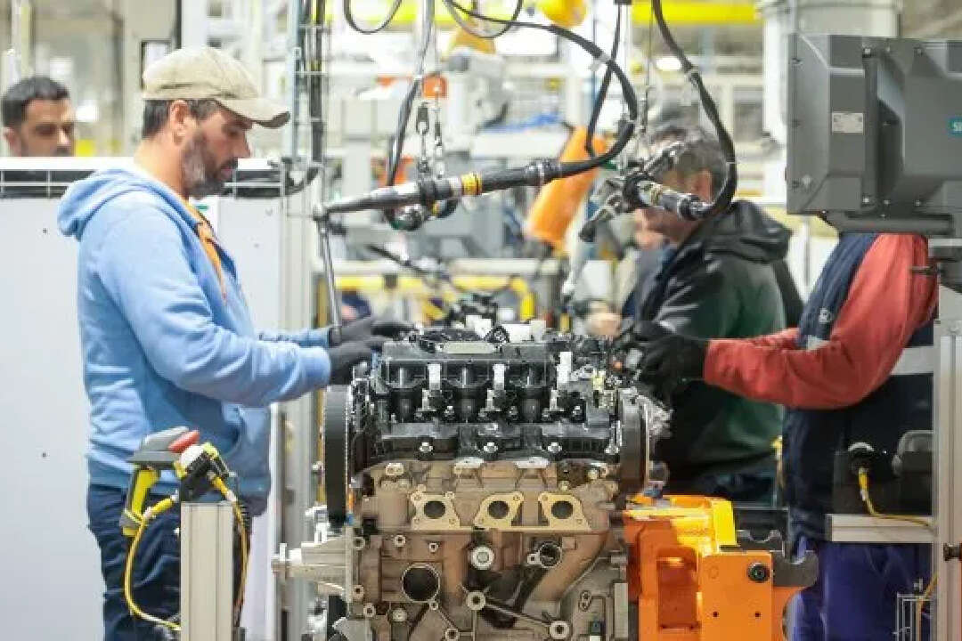 La larga lista de empresas que cerraron, suspendieron operaciones o despidieron en el último año