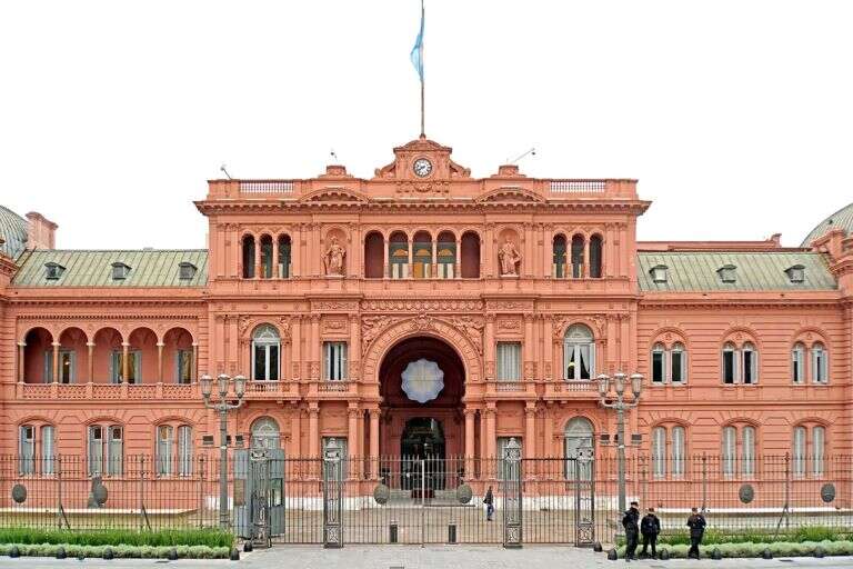 El gasto público se redujo 26,8% en 2024