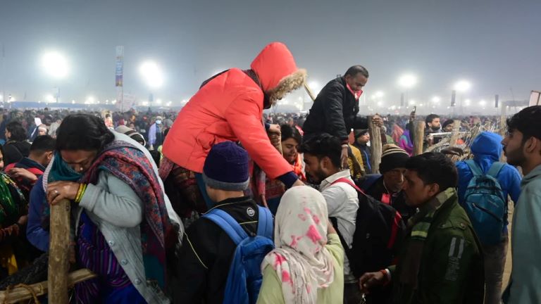 India: Tragedia en un festival religioso con al menos 30 muertos y 60 heridos