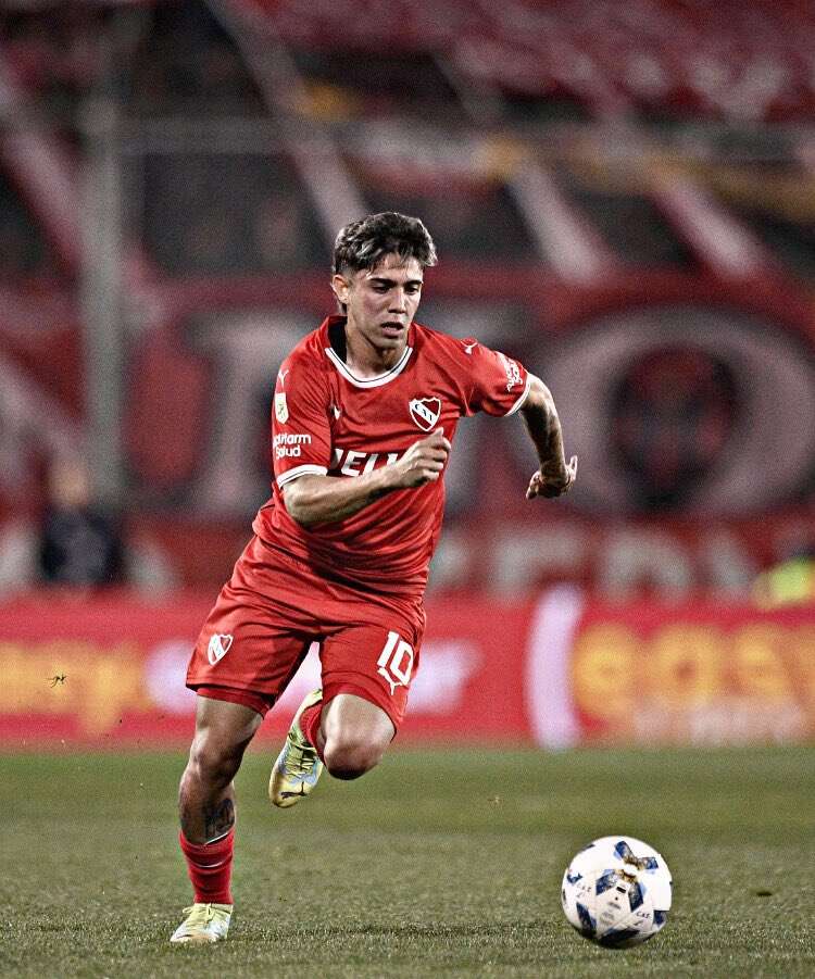 Fútbol: Santiago Toloza intimó a Independiente por una importante deuda