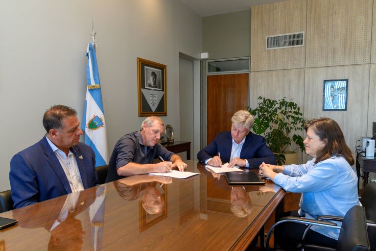 El Gobierno de La Pampa construirá una nueva planta de faena con transito federal en Anchorena