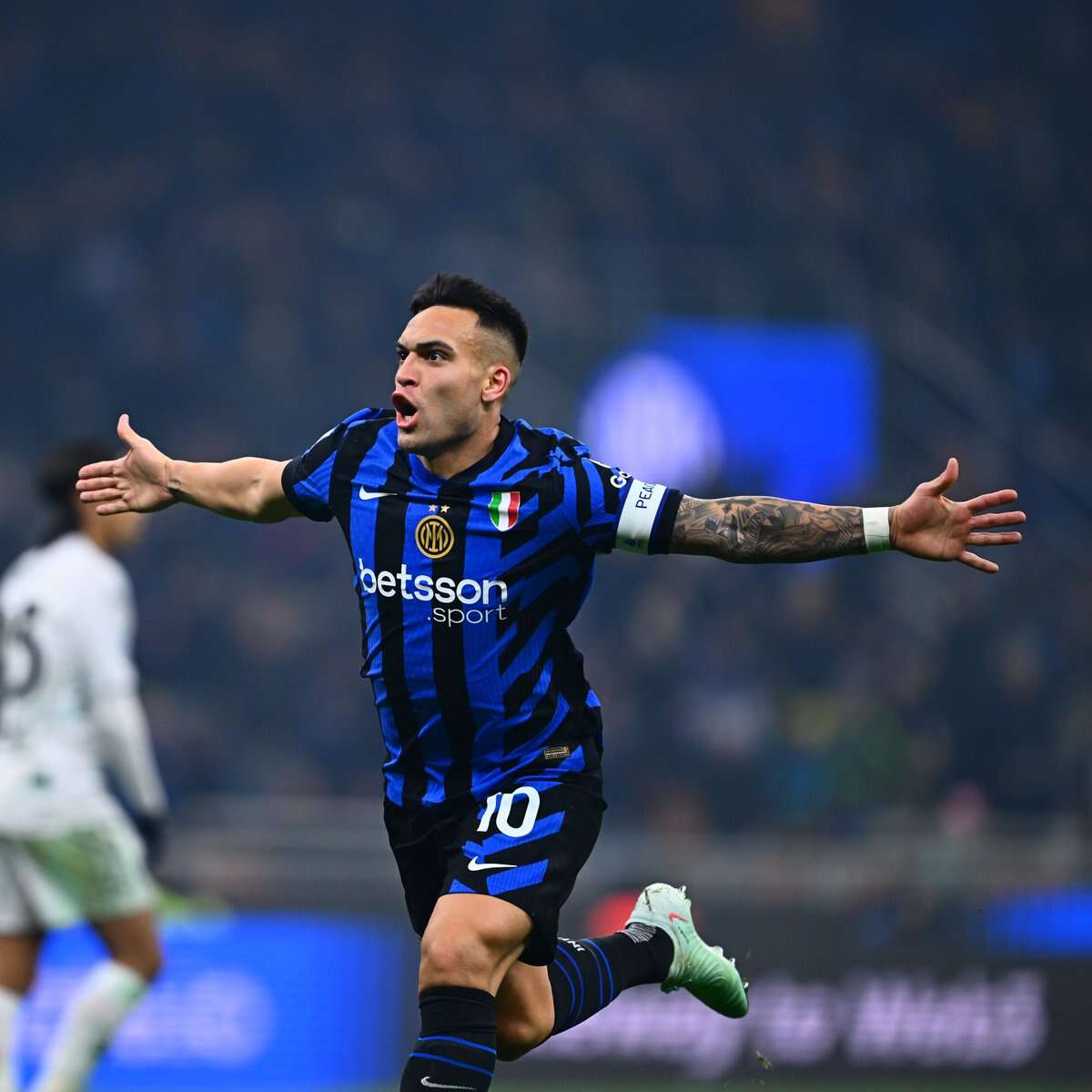 Fútbol: Con un golazo de Lautaro Martínez, Inter goleó a Empoli y no le pierde pisada al Napoli